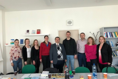 Prednáška Prof. Petra Ernsta (Inštitút germanistiky)