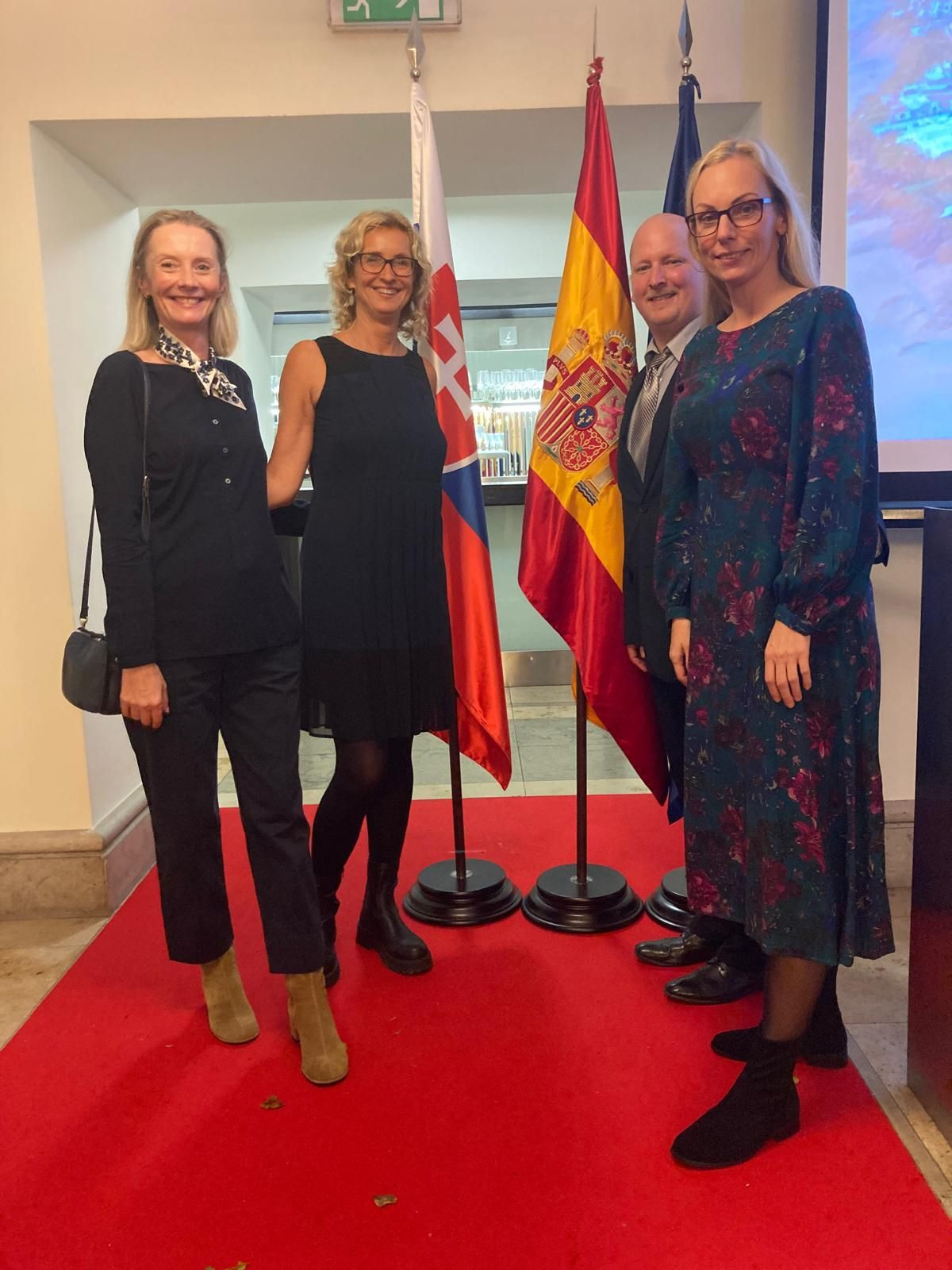 spanielska_ambasada1.jpg